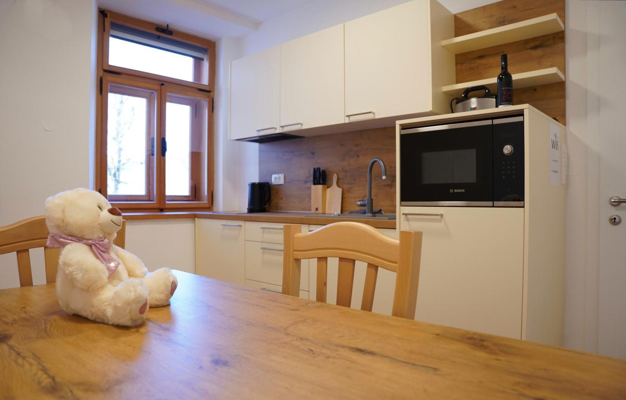 Metropolitana's Zois Appartement